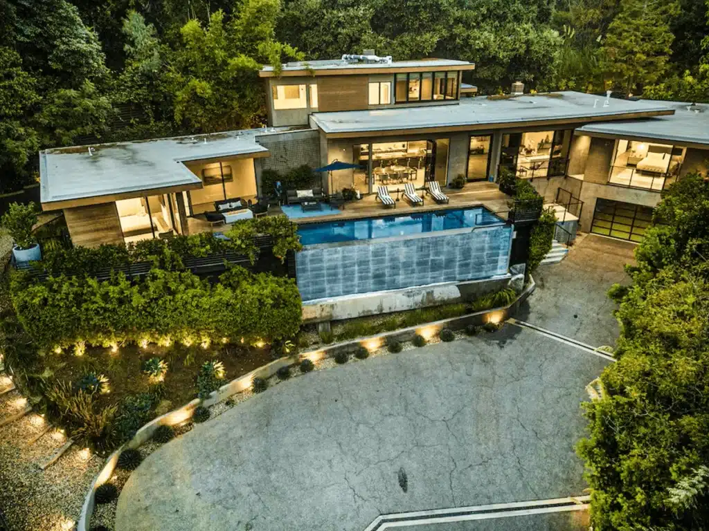 Why Luxury Villas Are the New Status Symbol for Family Travelers