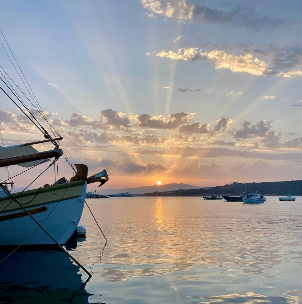 Aliki sunset photo with boat