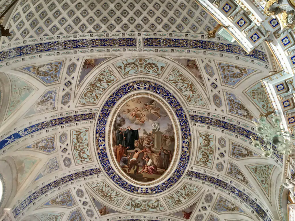 Baroque ceiling of San Giovanni Evangelista in Scicli, a notable example of Sicilian religious art.